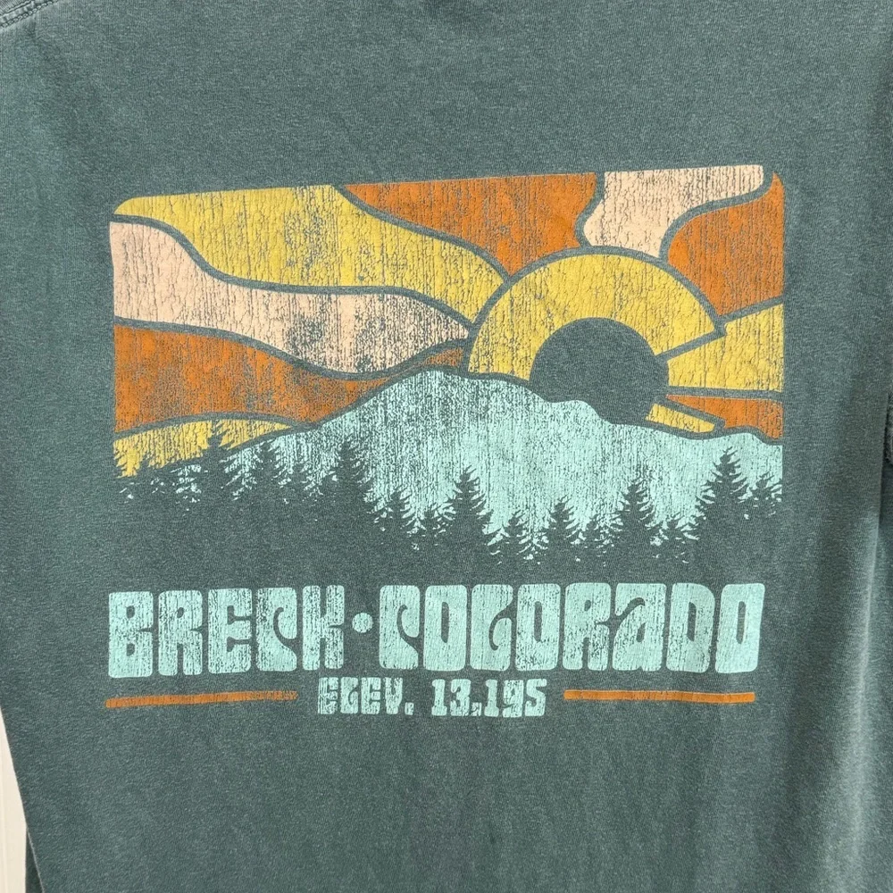 Vintage Aged Distressed Breck Breckenridge Colorado CO Ski Men’s S T-Shirt RARE - Picture 3 of 5